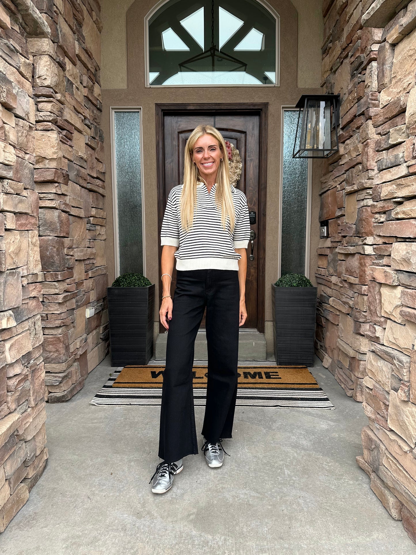 Raven Wide-Leg Jeans