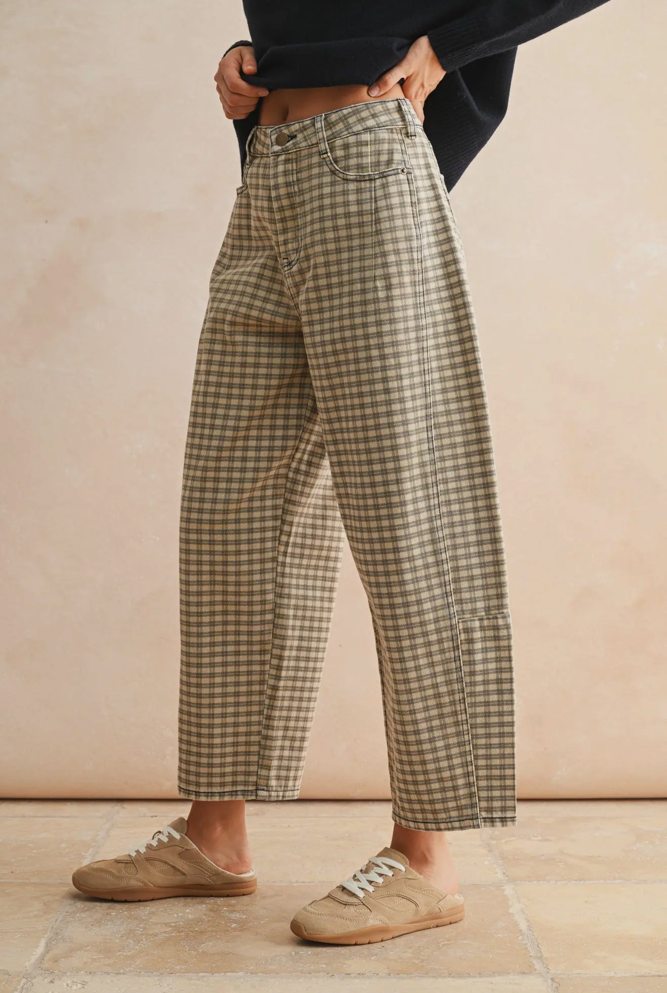 The Willow Plaid Barrel Jeans