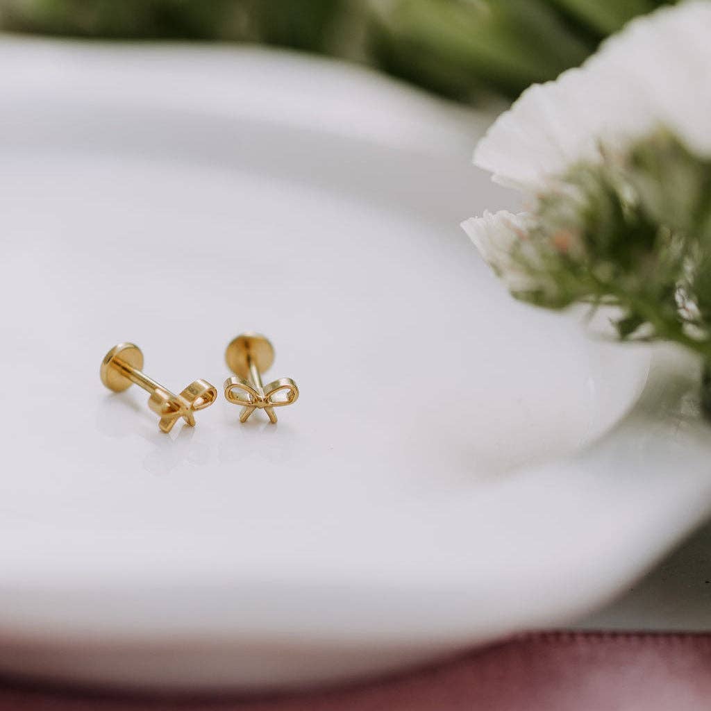 Bow Flat Back Studs