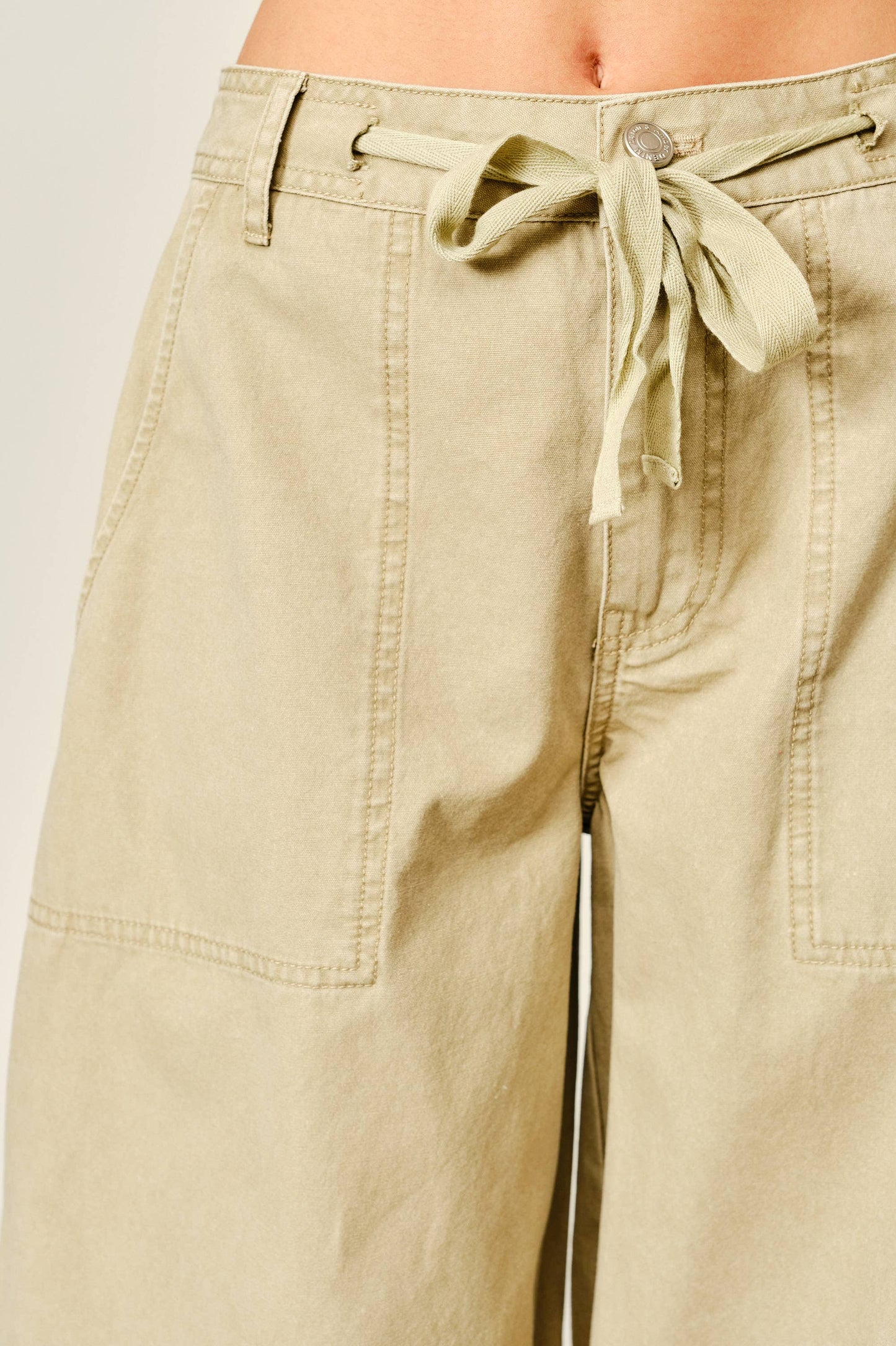 Utility Relaxed Fit Cargo Pants