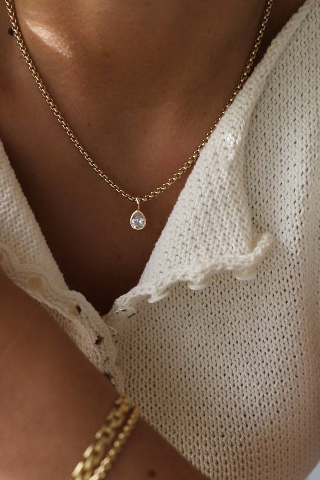 The Sloane Pendant Necklace
