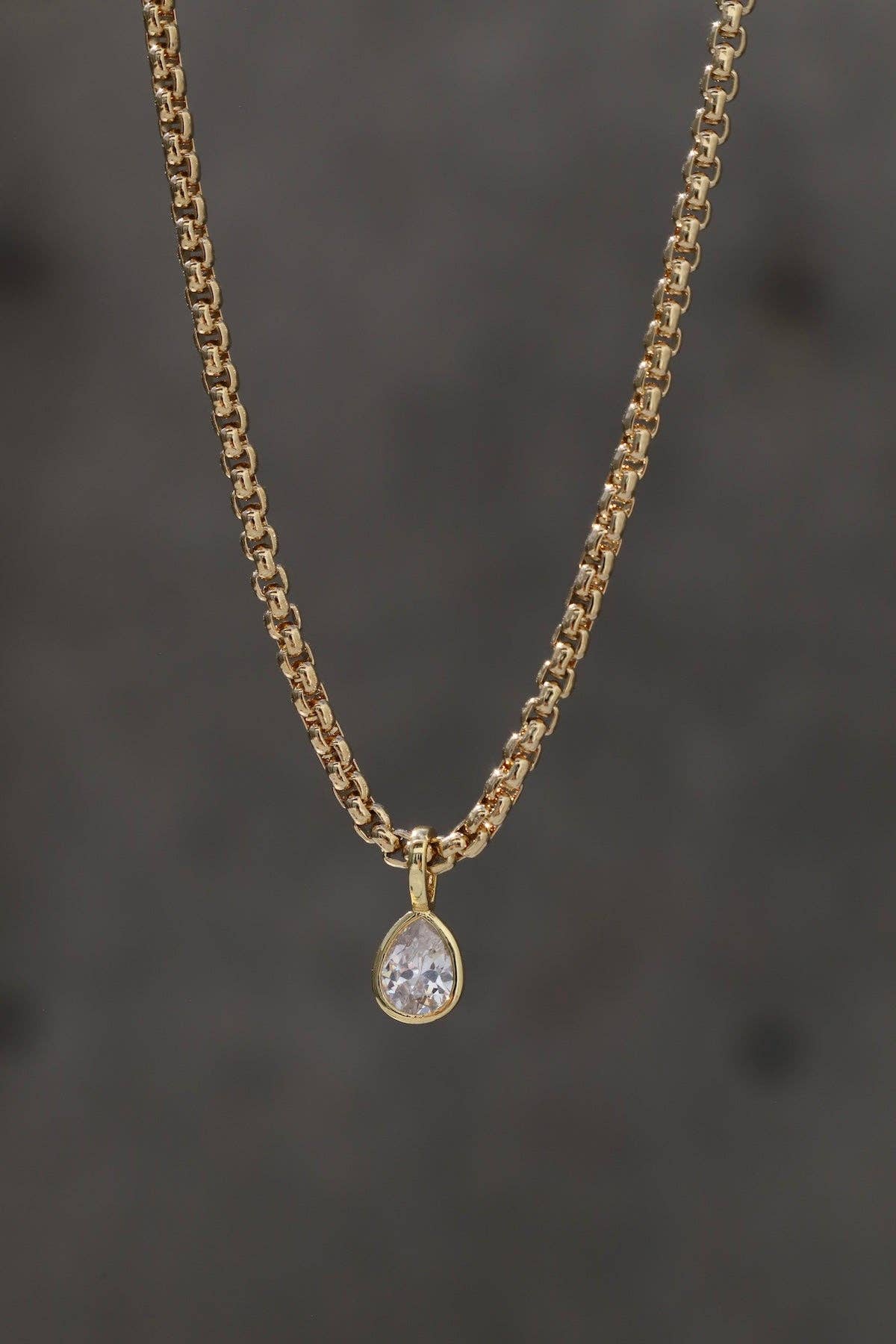 The Sloane Pendant Necklace