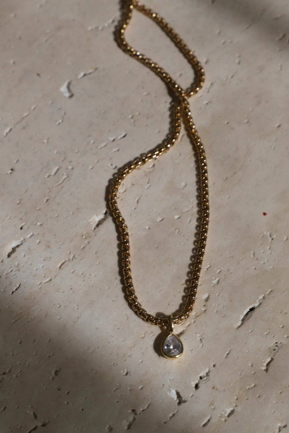 The Sloane Pendant Necklace