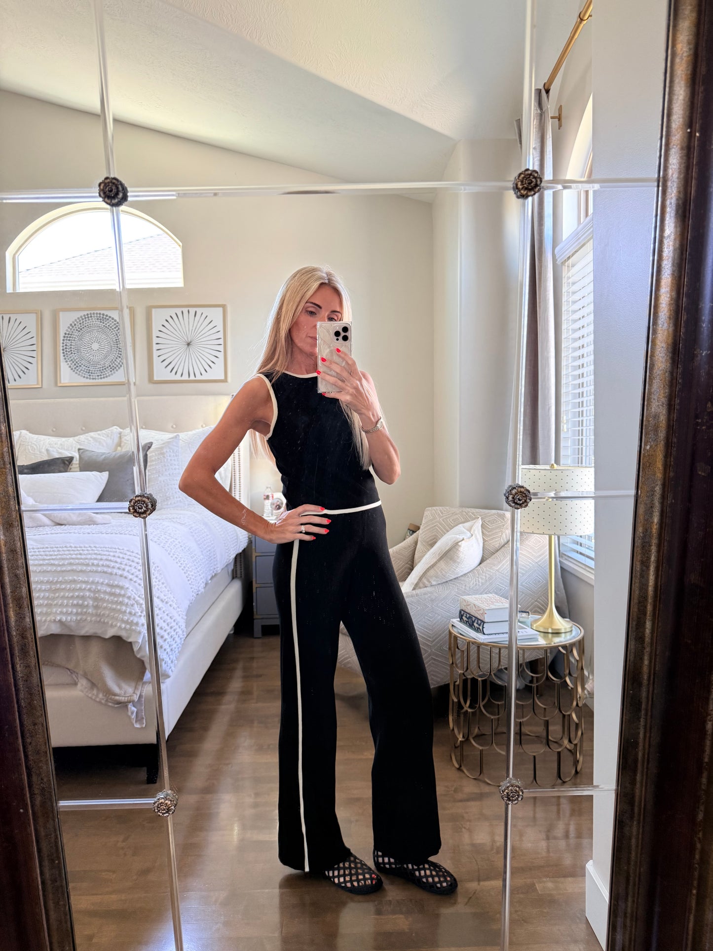 The Blair Contrast Pant - alternate product view at Vogue Villa