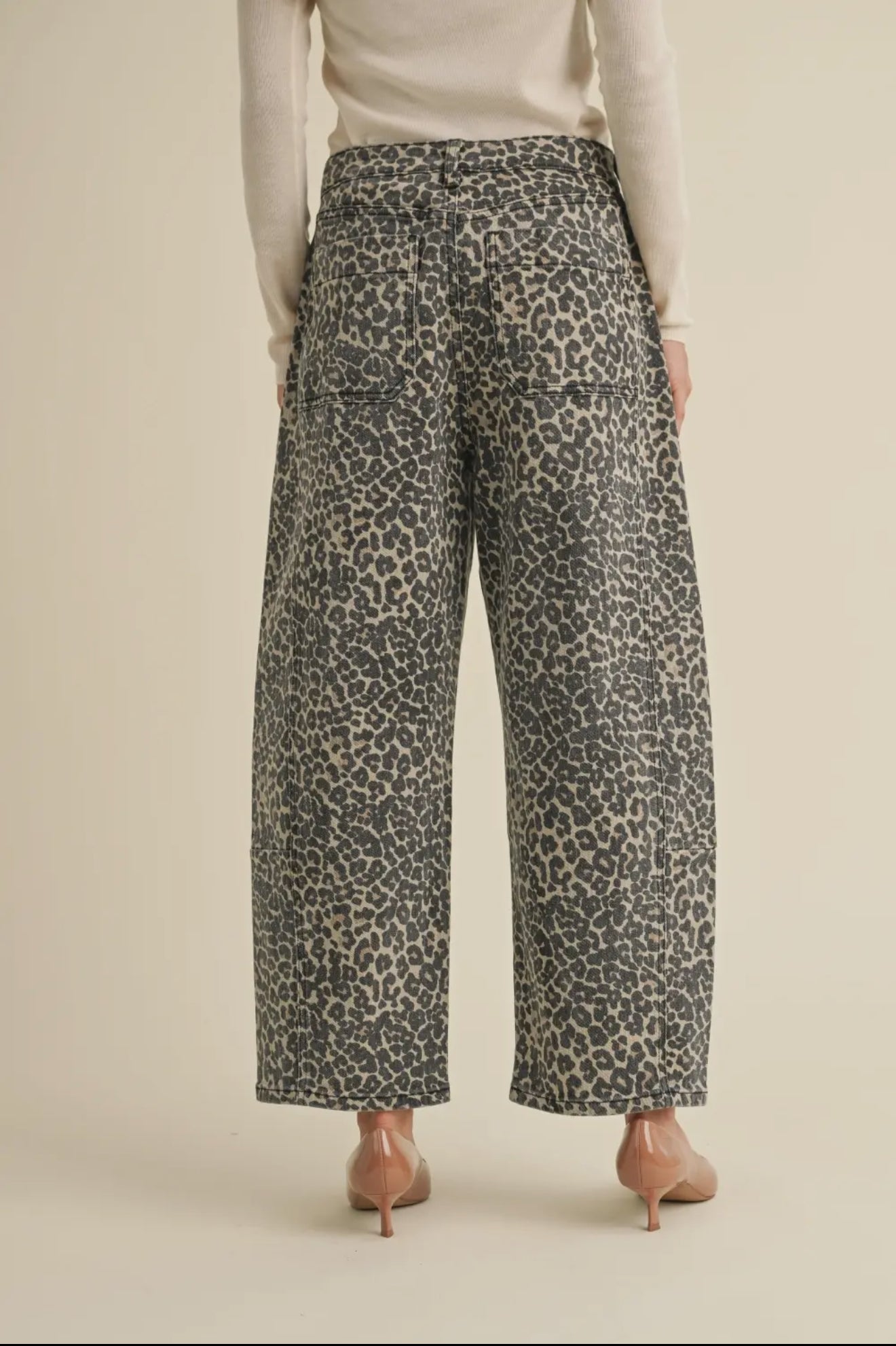 Leopard Barrel Jeans