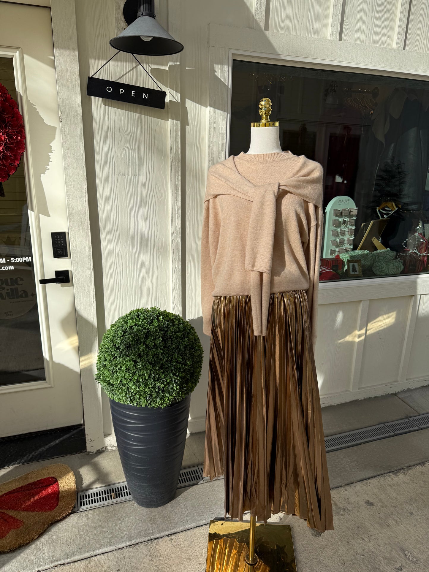 Metallic Pleated Skirt