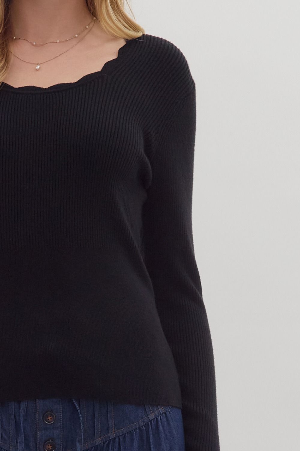 The Camille Scallop Ribbed Top